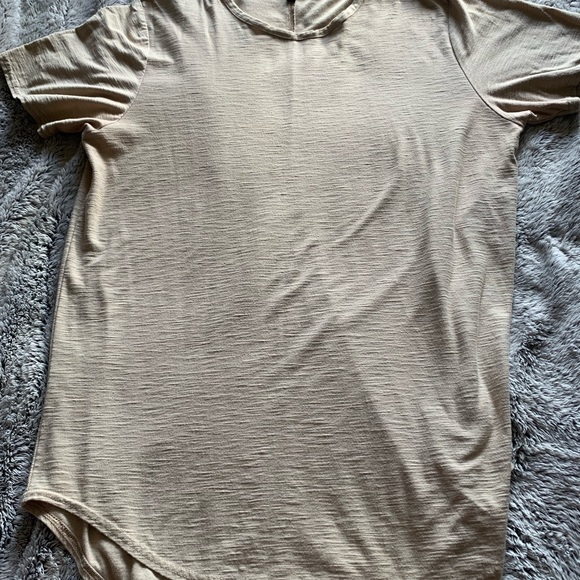 Jackson long Tee - Picture 1 of 2